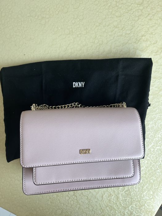 Дамска чанта DKNY