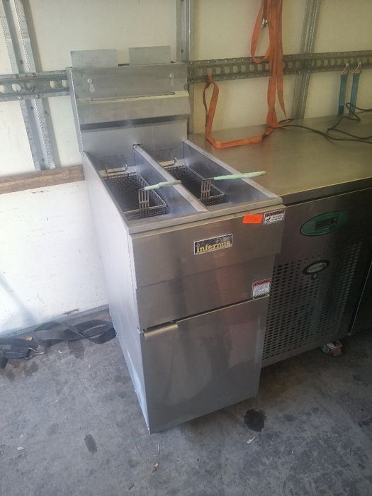 Фритюрник професионален газ