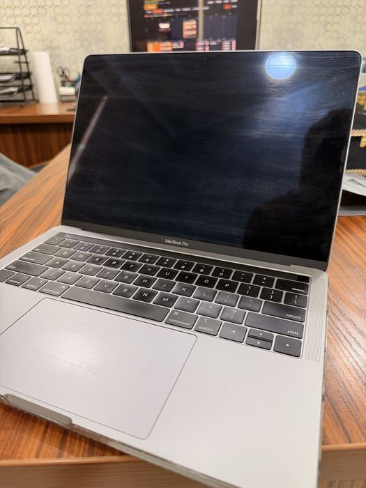 Macbook pro i5 2019