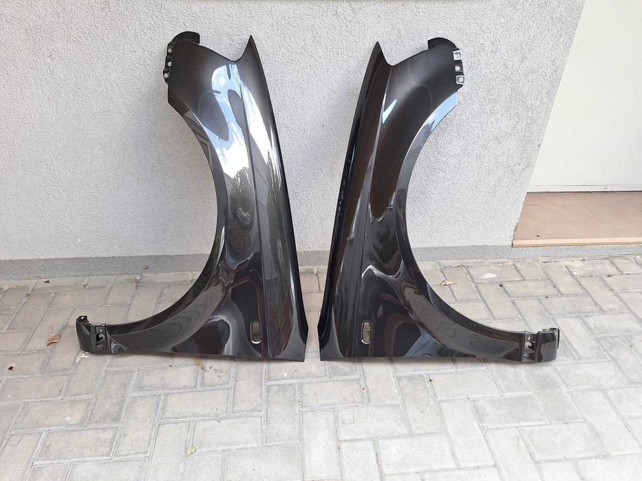 Aripa Fata Dreapta & Stanga Audi A3 8P An 2003-2008 Vopsita Maro