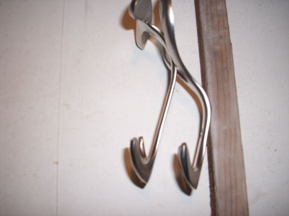 Закачалки,мебелни дръжки