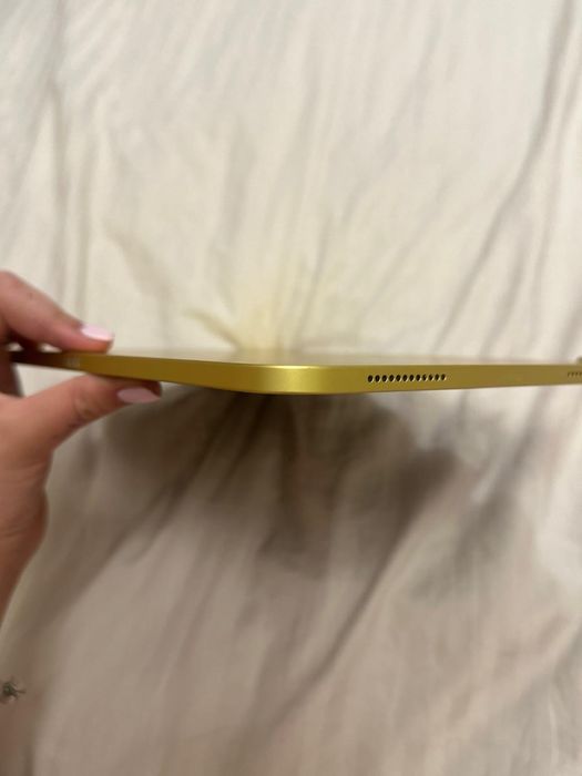 IPAD GOLD (10th Generation) 256GB