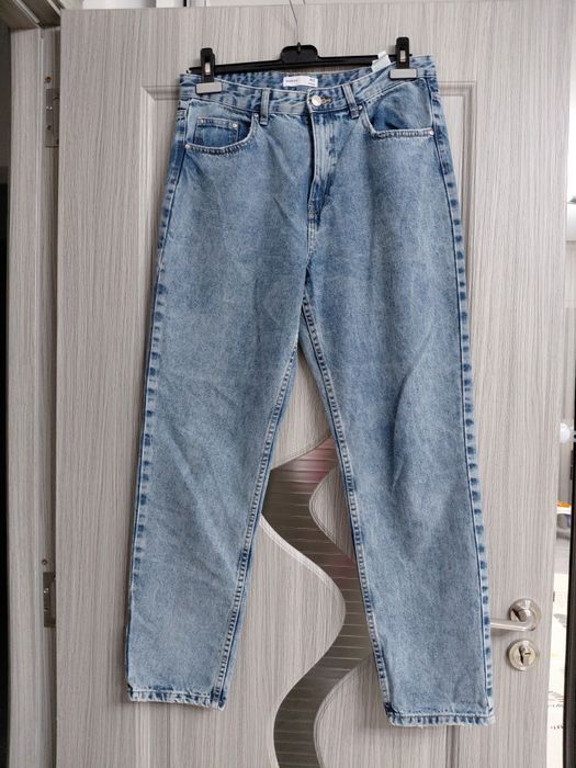 Blugi Mom Fit marimea 40