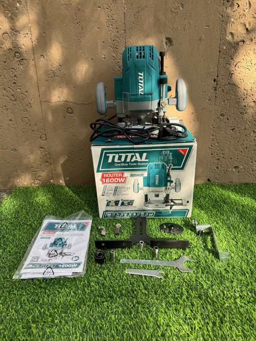 Фрезер вертикальный «TOTAL» 1600 Ватт