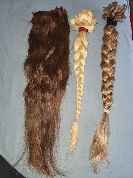 Vand extensii saten și blond clipsuri.