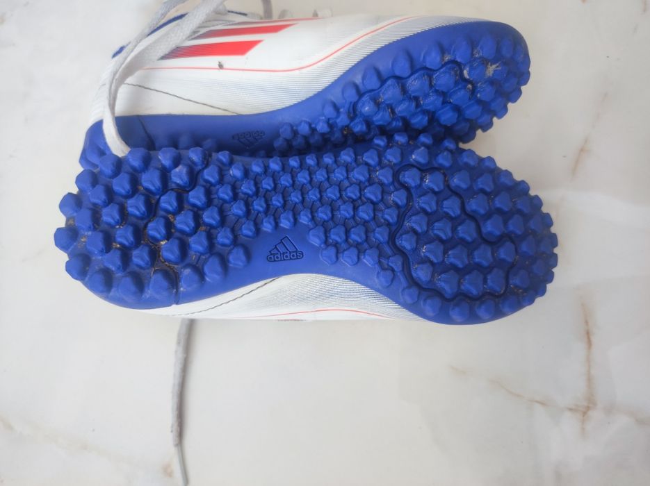 Бутонки и стоножки 28 и 30 номер