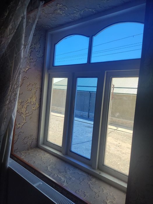 Tayyor yogʻoch rom oynasi bilan birga 5 dona