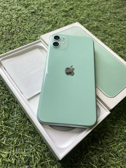 Продам айфон 11 64gb