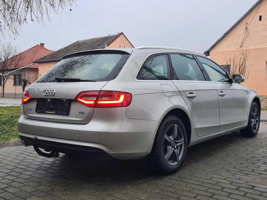 Audi A4 Facelift- 2.0 TDI / Navi / Pilot / Senzori / Carlig