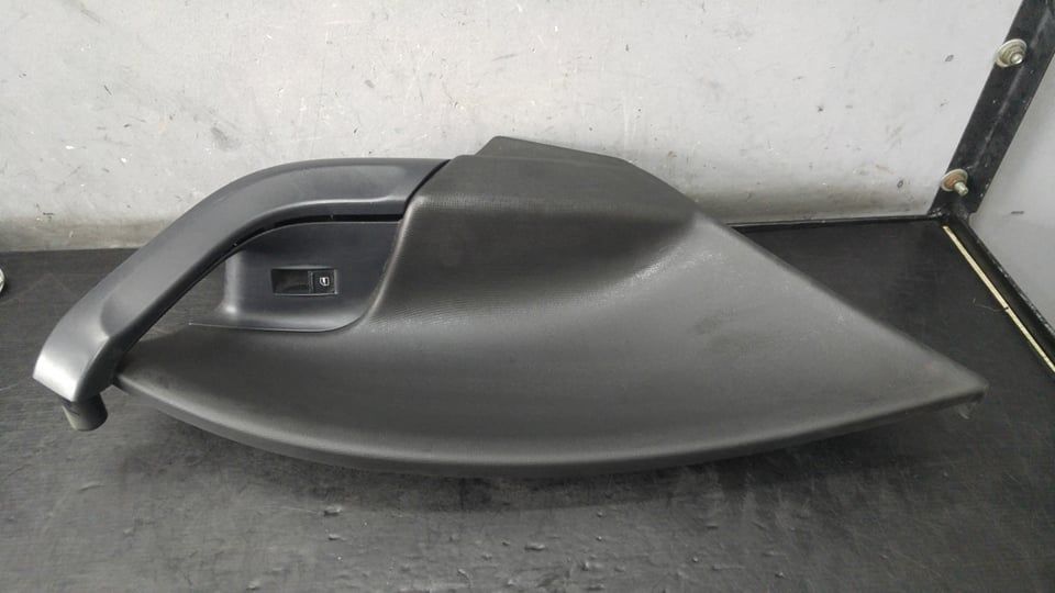 Maner buton geam stanga spate seat ibiza 6j 6j4867125a 6j4867115a