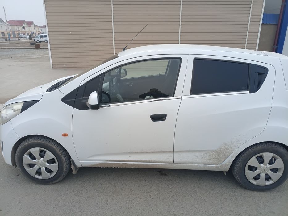 Спарк 2011-жылы ислеп шыгарылган