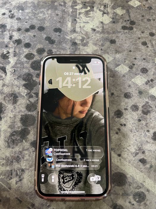 Iphone 12 mini ideal holatda
