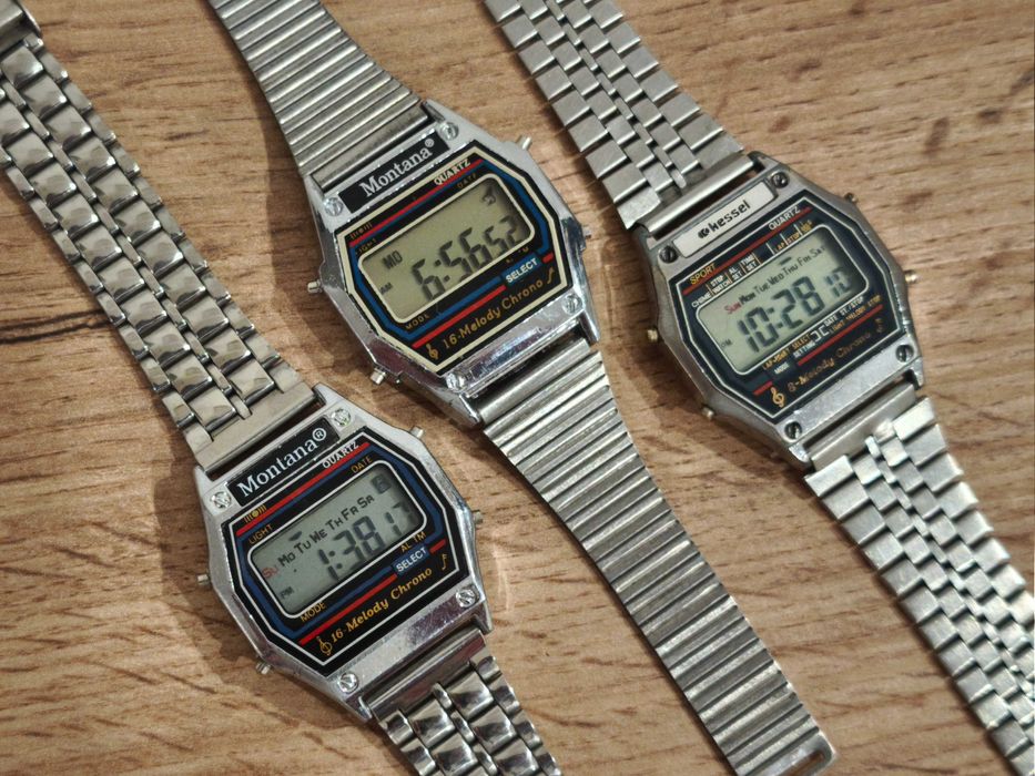 Trei ceasuri Montana, funcționale, cu melodii