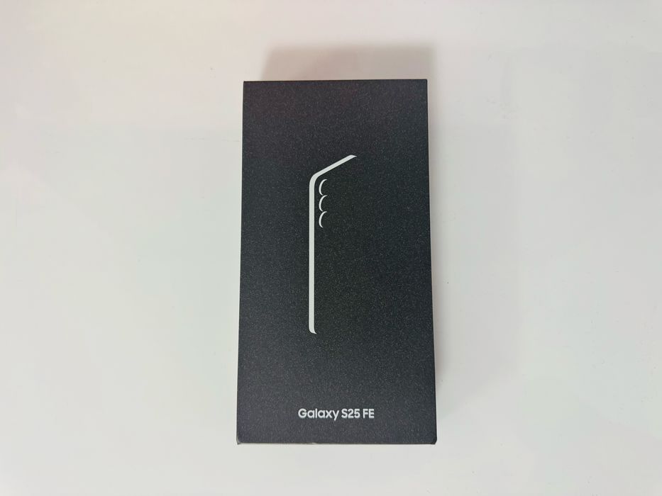 Samsung S25 FE - NOU