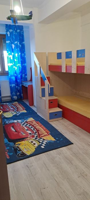 Închiriere apartament 3 camere