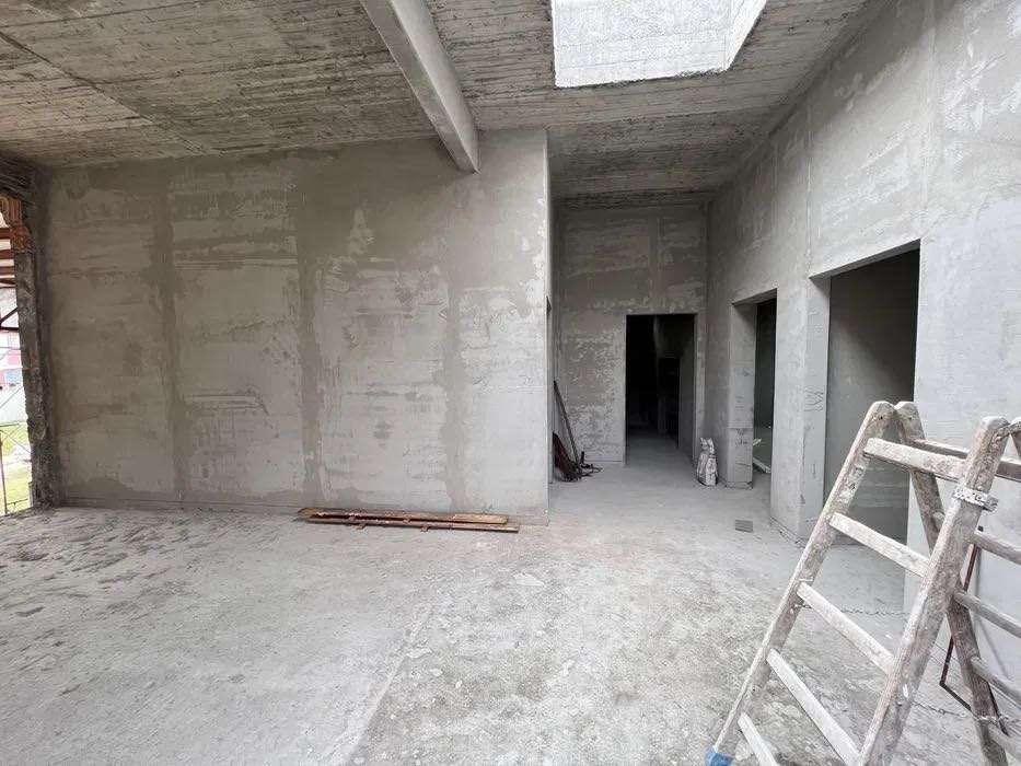 Teren 6129 MP + clădire 1720mp,  Muzeul Satului Vâlcea - Bujoreni