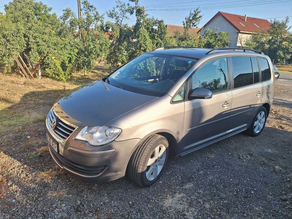 Vamd Volkswagen Touran