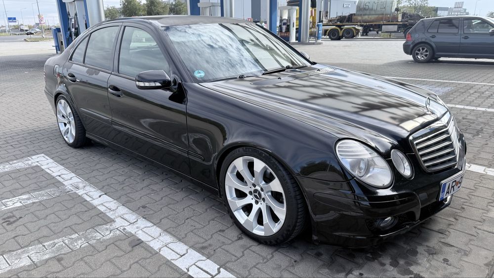 Mercedes E- class