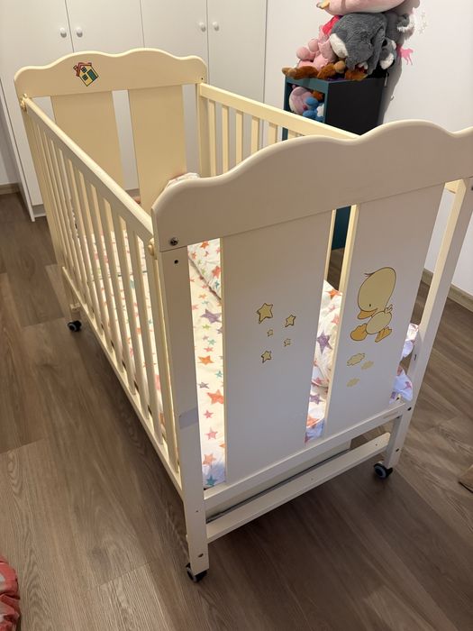 Patut de lemn pentru copii de la nastere pana la 3-4 ani