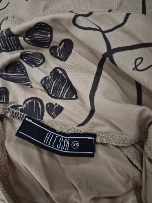 Alessa блузи / поло