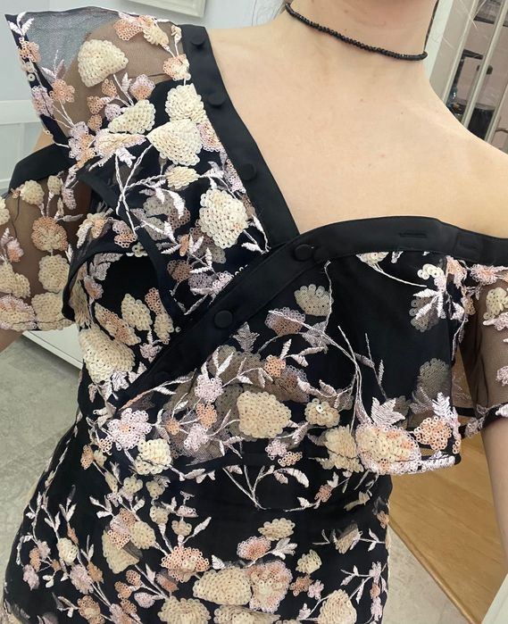 рокля Self-portrait