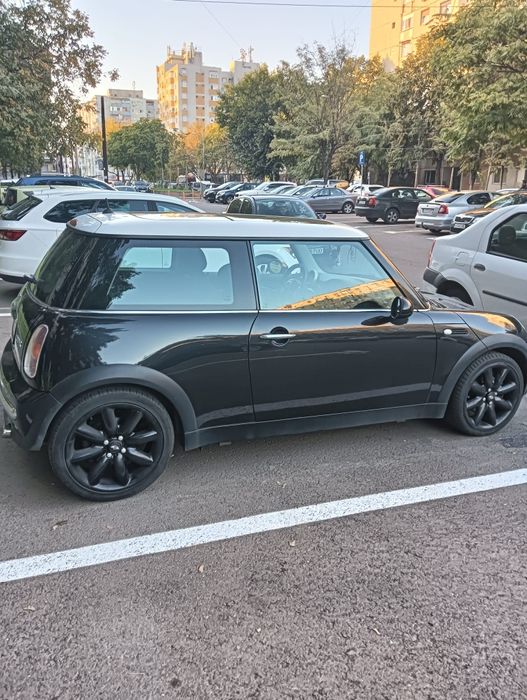Mini Cooper One R50 1.6 2003 Bucuresti Sectorul 5 • OLX.ro