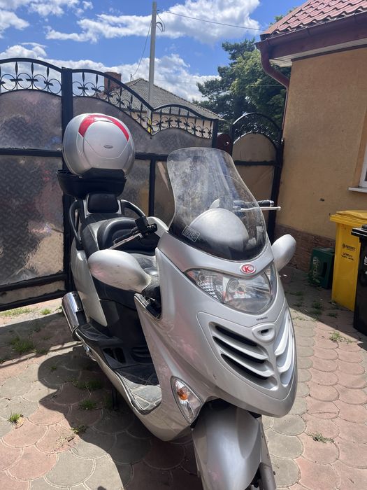 Vând scuter Kymco Dink 150
