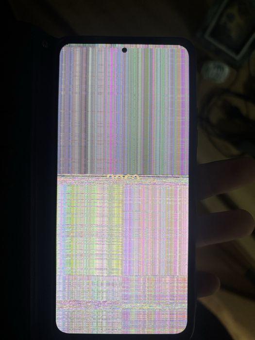 Телефон Poco F3 256/8 за ремонт