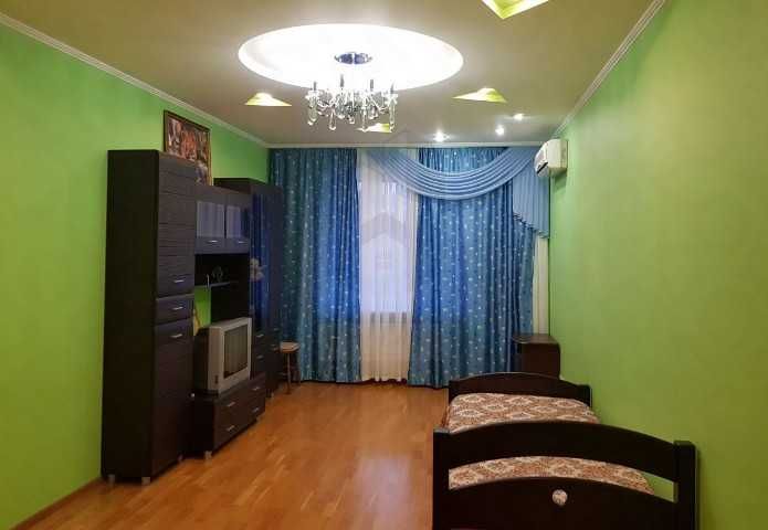 Дава се под наем Тристаен апартамент в Пловдив, Кючук Париж - 88 кв.м за 295.8 € - Снимка #4