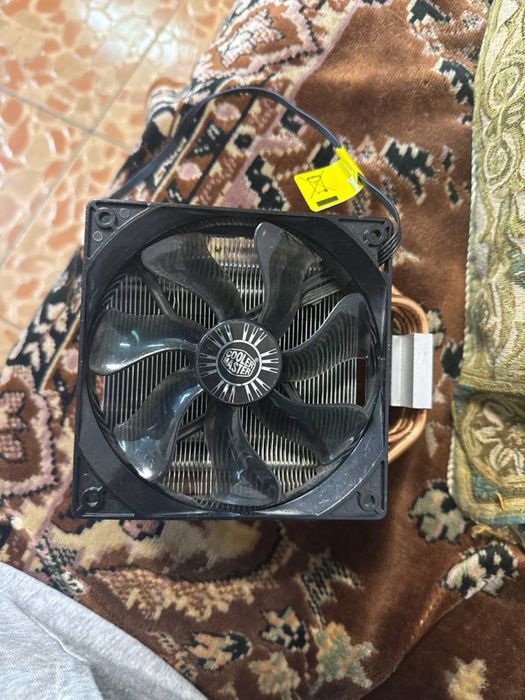 Продам охлад Cooler Master Hyper 212X