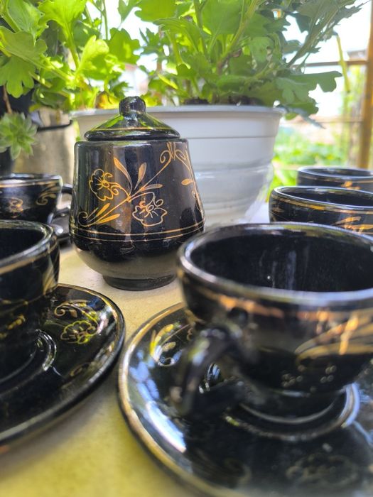 Порцеланова посуда/чаши за кафе/захарница/оливерници