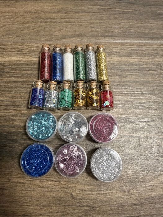 Set 18 recipiente cu sclipici și paiete pentru rășină, slime, nail art, DIY