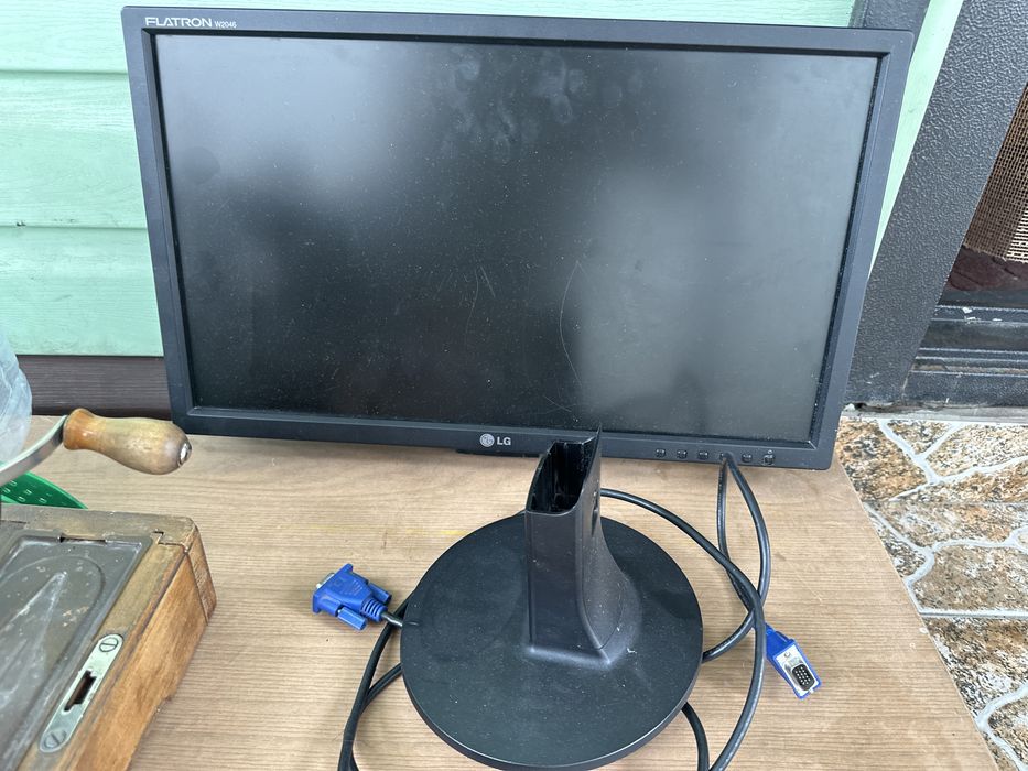 Продам монитор LG