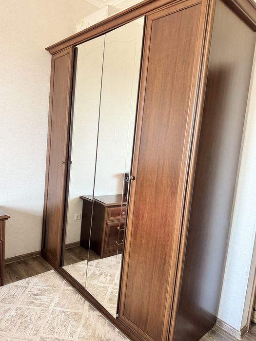 Спальный гарнитур