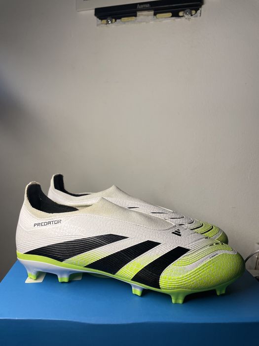 Ghete de fotbal Adidas Predator