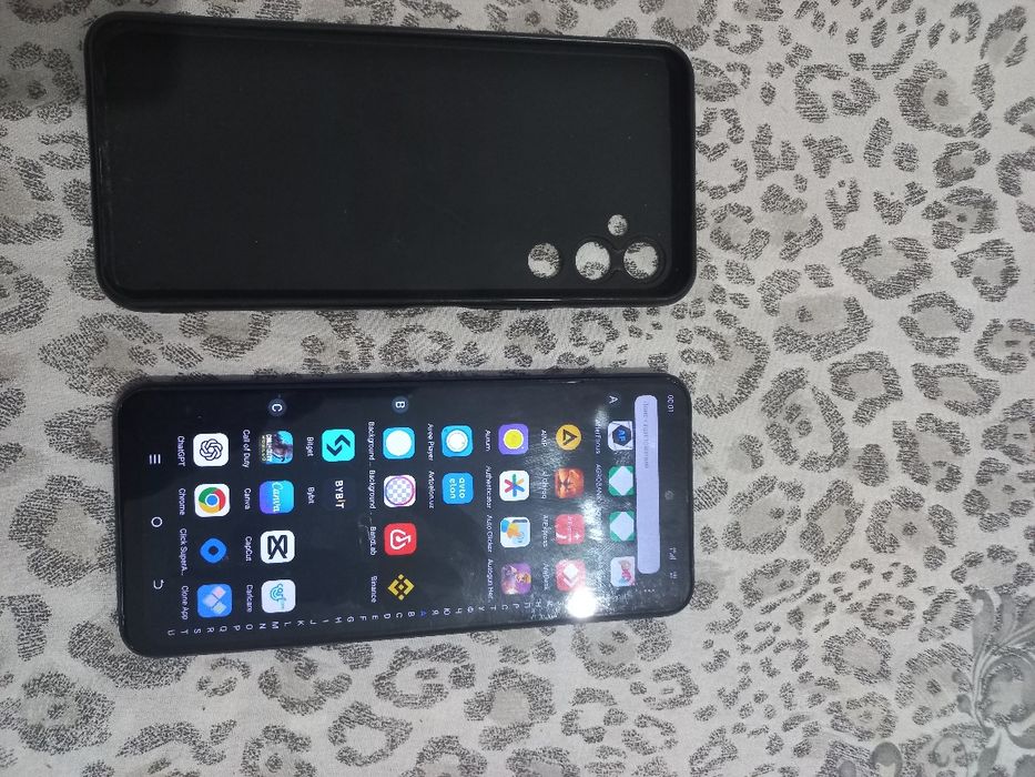 Tecno pova 4 128gb 8+5 operativ