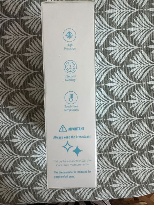 Бесконтактный  высокоточный термометр Good Baby. Привезенный с Америки