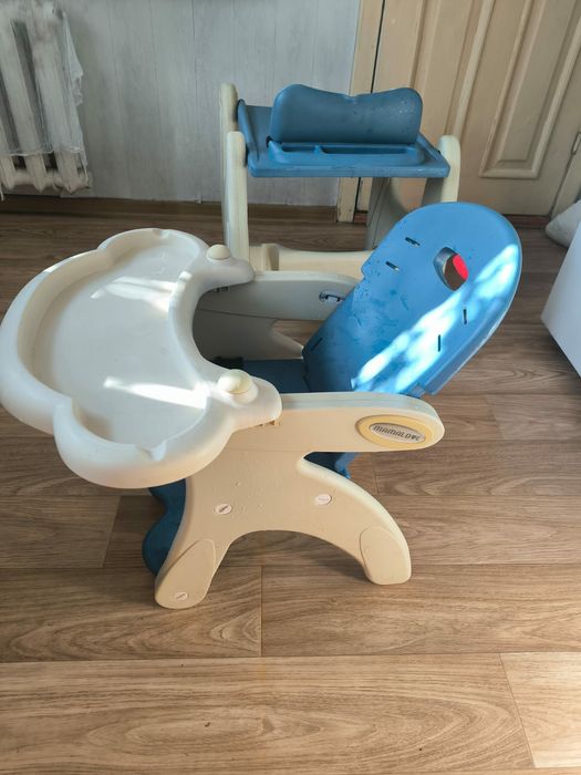 продам детский раскладной стол-стул Chicco