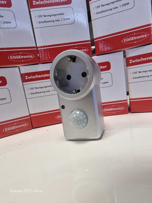 EGGEtronics Zwischenstecker адаптер за контакт със сензор за движение.