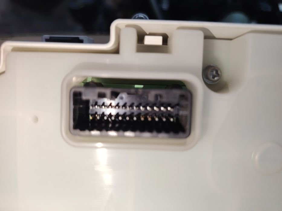 Приборная панель Land Cruiser 200 оригинал