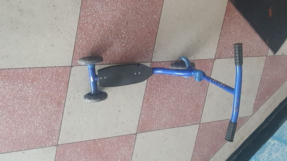 Trotineta copii albastra