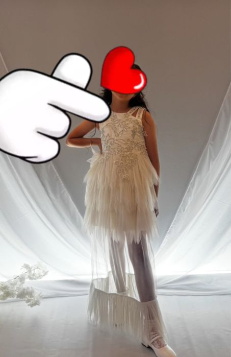 Продам детское белое платье на 8-9 лет