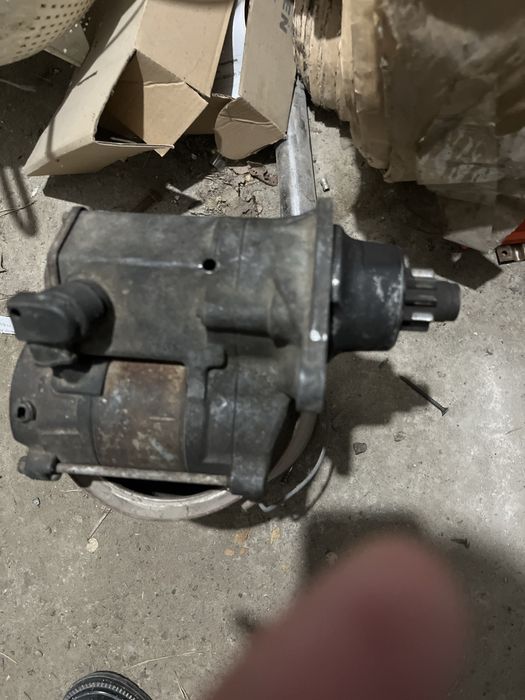 Продам стартер от Субару