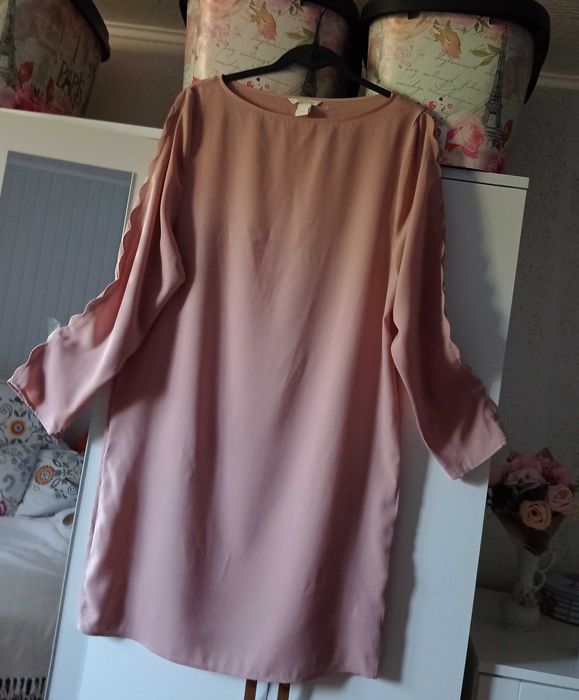 Rochie superbă eleganta - H&M - reduceri la seturi