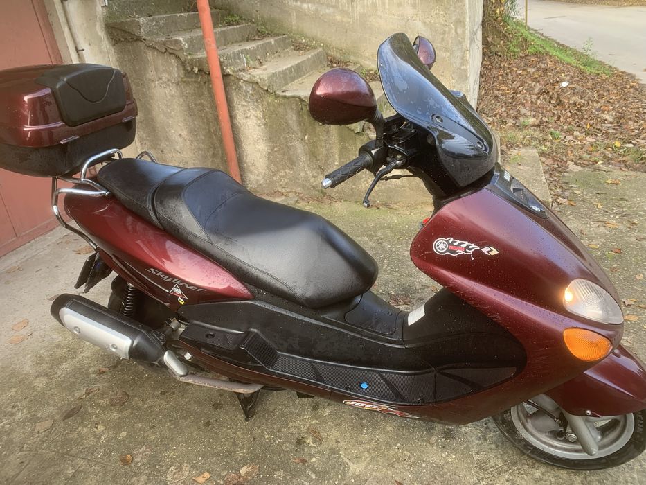 Yamaha majesty 125 мотопед