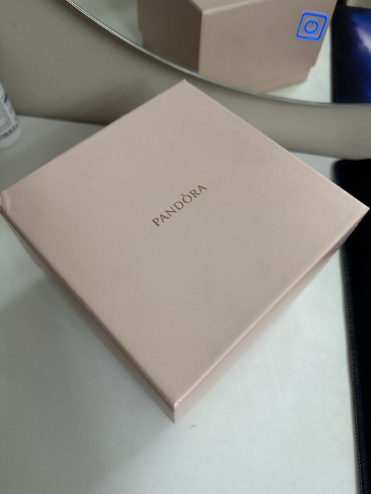 Продам шкатулку для украшений PANDORA оригинал!