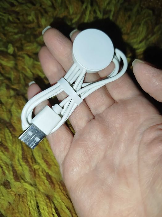 Подзарядка магнитная, новая