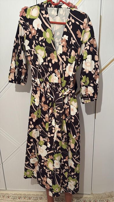 платье , куртка, пальто