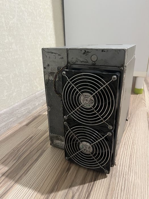 Antminer S19 95 TH/s (В идеальном состоянии)