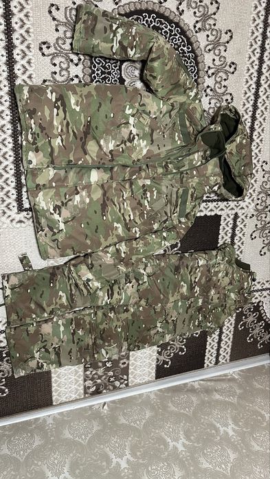 Продаётся военный пуховик